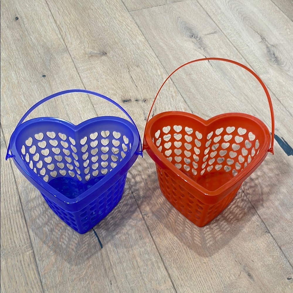 Heart-Shaped Blue‎ and Red Baskets